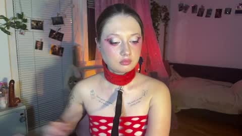 Jennifer Jenny Darling   online show from 6, 5, 2026