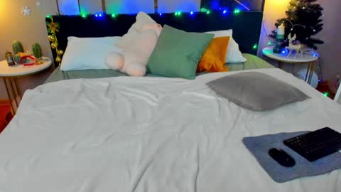 Jennt online show from 22, 1, 2025