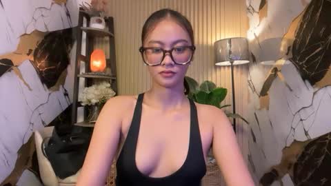 jenny_sweetgirlx online show from 7, 6, 2026