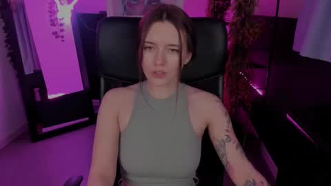 Jenny NO Nude online show from 27, 2, 2025