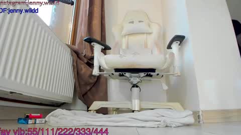 infamous blondiechloe.             Jennyjennywildd online show from 20, 2, 2025