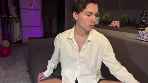 jeremy1scott online show from 29, 11, 2025