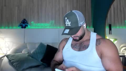 Snapshot of jeremy_harden chatting on 27, 11, 2025 Jeremy online show from 27, 11, 2025