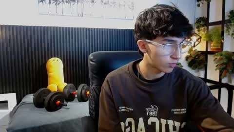 Snapshot of jeremy_job chatting on 12, 1, 2026 Jeremy online show from 12, 1, 2026