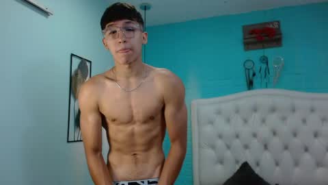 Snapshot of jeremy_job chatting on 10, 4, 2026 Jeremy online show from 10, 4, 2026