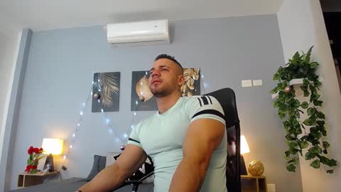 Jeremy Lowe online show from 17, 12, 2024