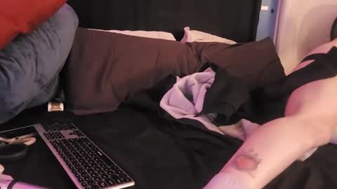 Snapshot of jerknoff247 chatting on 8, 1, 2025 jerknoff247 online show from 8, 1, 2025