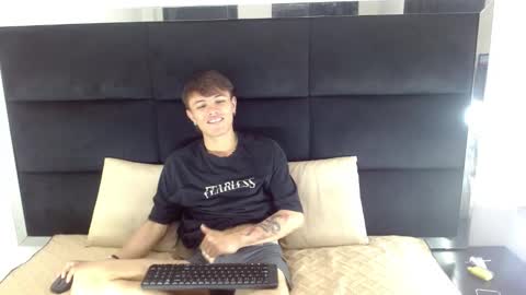 Jerom xx online show from 9, 10, 2025