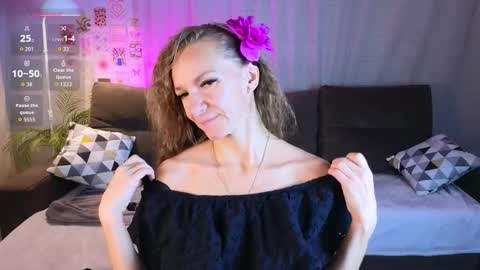 jesica_moon_peachy online show from 18, 10, 2025
