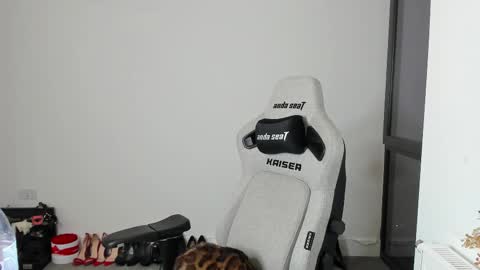 MistressJesicaCoper online show from 5, 3, 2026