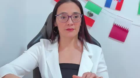 Snapshot of jess1ca_herrera chatting on 23, 6, 2026 jessica herreraToday I will be your devil and you my victim online show from 23, 6, 2026