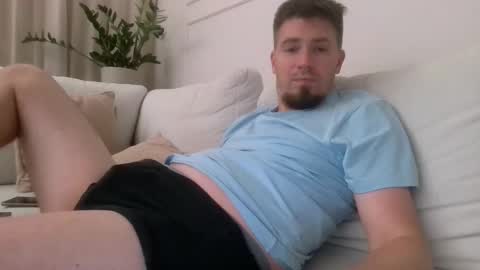 Snapshot of jessep86 chatting on 28, 9, 2025 jessep86 online show from 28, 9, 2025