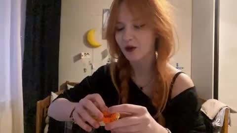 Snapshot of jessiamouser chatting on 7, 4, 2026 Susie online show from 7, 4, 2026
