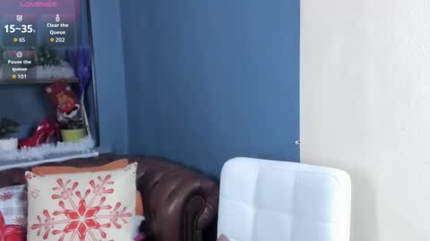 Snapshot of jessica_foxie chatting on 11, 1, 2026 Jessica online show from 11, 1, 2026