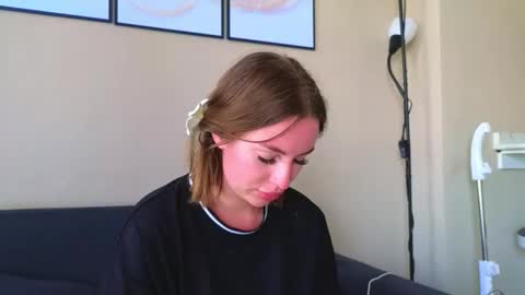 Snapshot of jessica_hanson chatting on 30, 11, 2025 Jessy online show from 30, 11, 2025