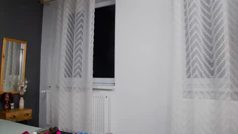 Jessica White online show from 29, 9, 2025