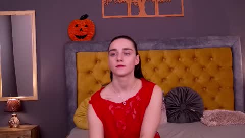 Jessica White online show from 2, 12, 2025