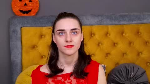 Jessica White online show from 22, 12, 2025