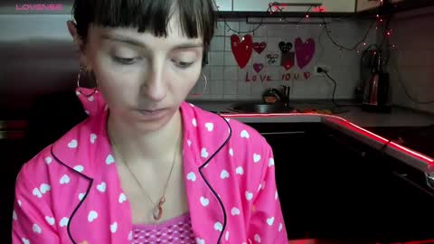 jessicaforris online show from 1, 2, 2025