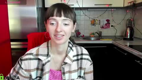 jessicaforris online show from 4, 3, 2025