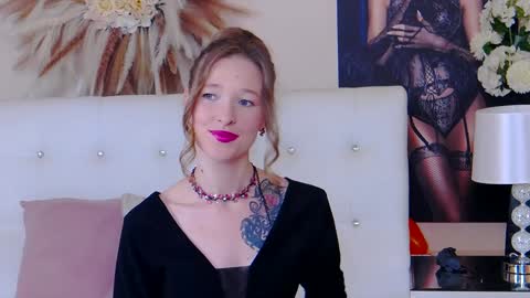 Snapshot of jessicagibson chatting on 19, 12, 2024 Jessica online show from 19, 12, 2024