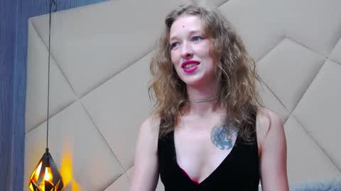 Snapshot of jessicagibson chatting on 2, 2, 2025 Jessica online show from 2, 2, 2025