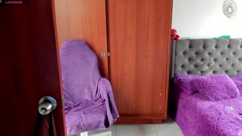 jessicarobbit online show from 9, 1, 2025