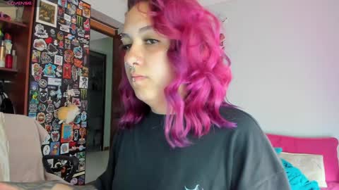 Snapshot of jessie_williams_01 chatting on 5, 2, 2025 Your Sweet Angel online show from 5, 2, 2025