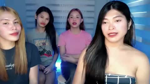 Snapshot of jessiefoxx0 chatting on 7, 1, 2025 Jessie online show from 7, 1, 2025