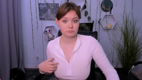 Snapshot of jessika_pur chatting on 12, 12, 2024 Jessi online show from 12, 12, 2024