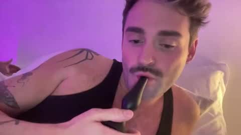 Snapshot of jessndjay1992 chatting on 2, 10, 2025 jessndjay1992 online show from 2, 10, 2025