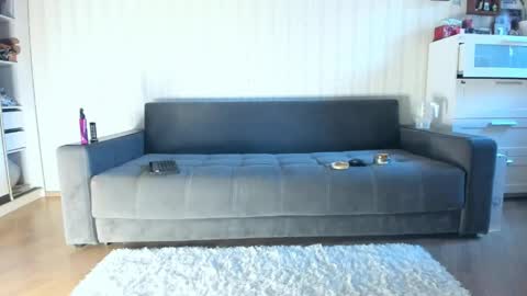 NEW VIDEO IN BIO online show from 10, 4, 2026