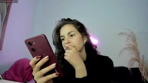 Snapshot of jessye_golden chatting on 24, 5, 2026 jessye_golden online show from 24, 5, 2026