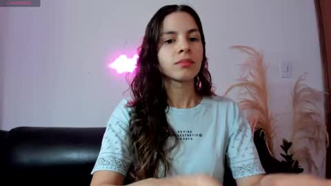 Snapshot of jessye_golden chatting on 30, 5, 2026 jessye_golden online show from 30, 5, 2026