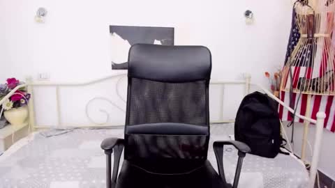 Jessy online show from 13, 2, 2025