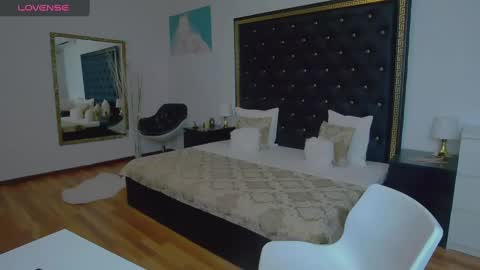 JessyTexxas online show from 12, 12, 2024