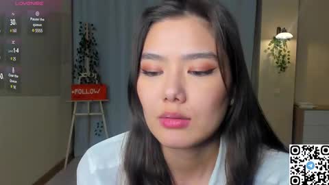 Hi all. My name is Naomi and Im glad to see you in my room  online show from 18, 2, 2025