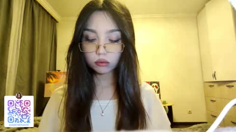 I am Gina ntmu Lets hit 10 Thumbs Up together online show from 10, 1, 2026