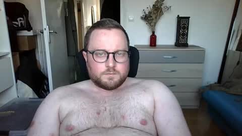 jeuneloup92 online show from 2, 3, 2026