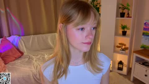 Snapshot of jewellhogan chatting on 29, 5, 2026 Gwen online show from 29, 5, 2026