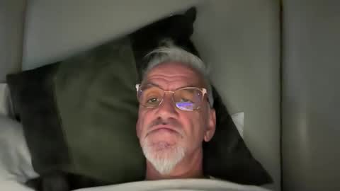 jewlronny online show from 2, 4, 2026