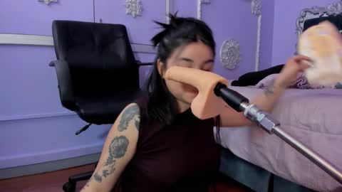 Snapshot of jeylee_ chatting on 7, 11, 2025 Jeyy online show from 7, 11, 2025