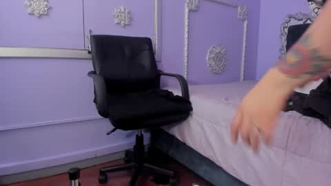 Snapshot of jeylee_ chatting on 18, 11, 2025 Jeyy online show from 18, 11, 2025