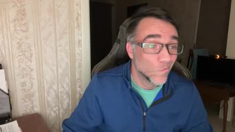 Snapshot of jglisson83 chatting on 18, 12, 2025 jglisson83 online show from 18, 12, 2025