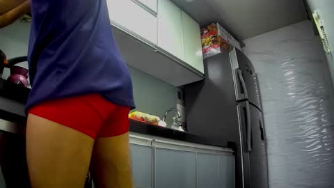 Snapshot of jhacks28 chatting on 17, 12, 2025 jhacks28 online show from 17, 12, 2025