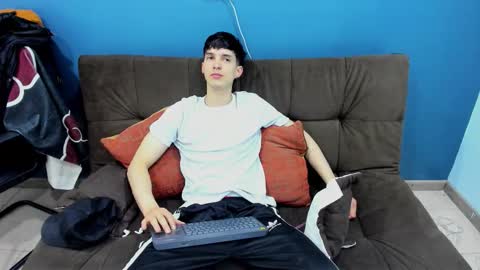 Jheampiero online show from 22, 12, 2025