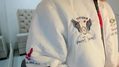 jhoanleandro online show from 8, 11, 2025