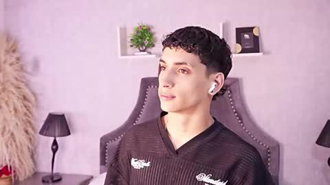 Snapshot of jhoanleandro chatting on 1, 5, 2026 jhoanleandro online show from 1, 5, 2026