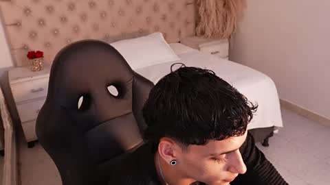 Snapshot of jhoanleandro chatting on 9, 5, 2026 jhoanleandro online show from 9, 5, 2026