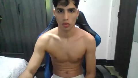 jhon online show from 8, 12, 2024